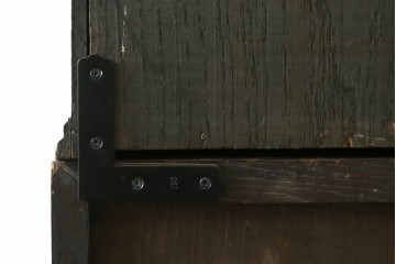 イギリスアンティーク　オーク材　こだわりを感じるデザインが魅力的なステンドグラス入りビューローブックケース　(R-080245)