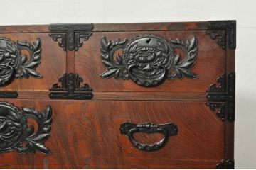 中古　仙台民芸箪笥(仙台箪笥)　欅産業　品のある佇まいが美しい漆塗りの衣装箪笥(和たんす、整理タンス、収納箪笥、引き出し、サイドチェスト、サイドボード)(R-080246)