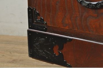中古　仙台民芸箪笥(仙台箪笥)　欅産業　品のある佇まいが美しい漆塗りの衣装箪笥(和たんす、整理タンス、収納箪笥、引き出し、サイドチェスト、サイドボード)(R-080246)