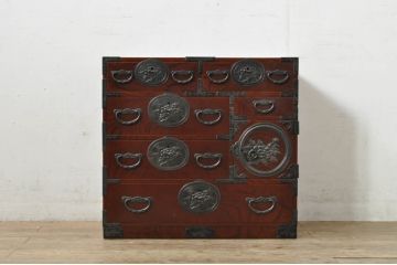 和製ビンテージ　美品!!　最高級!!　手打ち金具　三方欅(ケヤキ)材　意匠を凝らした金具が上質な雰囲気を醸し出す仙台小箪笥(仙台箪笥、和たんす、衣装タンス、整理箪笥、収納箪笥、サイドチェスト、引き出し、ヴィンテージ)(R-080247)