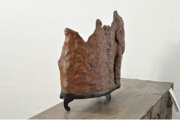 和製ビンテージ　工芸品　日光　鈴木島吉作　総漆塗り　木瘤(こぶ)　大胆にあしらわれた紅葉と細かな彫刻が見事な存在感のある飾り台(花台、ヴィンテージ)(R-080251)