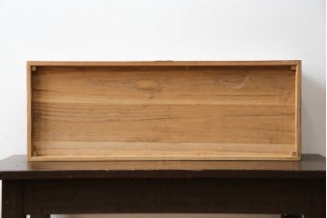 和製アンティーク　かわいい絵柄と刺繍の半衿(はんえり)が魅力的な横長小引き出し(半襟箪笥、小箪笥、小物収納、卓上収納)(R-080254)