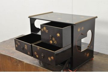 アンティーク雑貨　明治期　上手物!!　総漆塗り　上質な胴金具　野弁当箱(小引き出し、遊山箱、漆器、漆棚、収納棚)(R-080255)