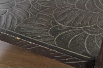 和製ビンテージ　日光彫り　脚や棚にまで施された彫刻が魅力的な花台(飾り台、ヴィンテージ)(R-080257)
