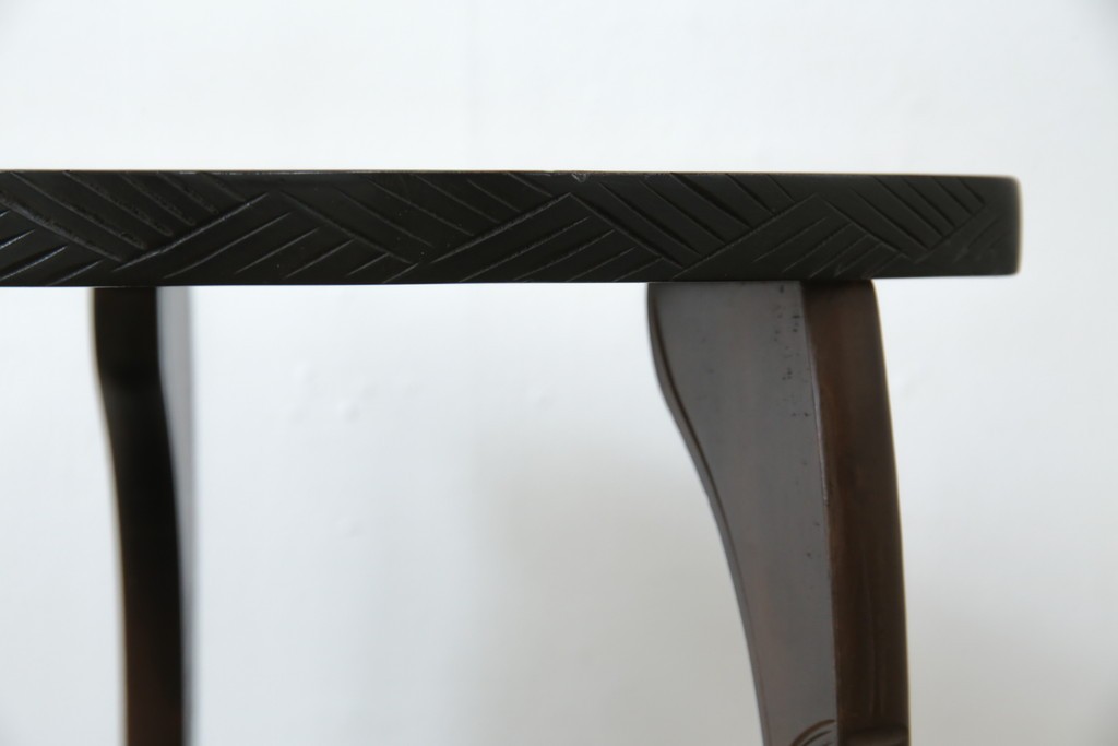 和製ビンテージ　日光彫り　咲き誇る花の彫刻が美しいコーナーラック　(R-080258)