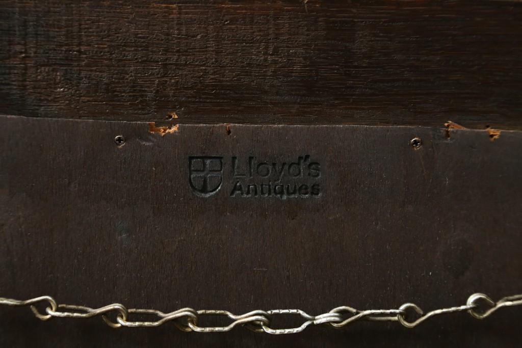 イギリスアンティーク　オーク材　Lloyd's Antiques(ロイズ・アンティークス)取り扱い　シンプルながらも気品漂うウォールミラー　(R-080266)