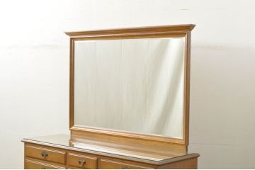 中古　美品　職人手作りオーダー家具　上品な佇まいの横浜ダニエル風壁掛けミラー(壁掛け鏡、ウォールミラー)(R-080279)