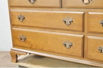 中古　美品　職人手作りオーダー家具　上品な佇まいの横浜ダニエル風チェスト(引き出し、サイドボード、整理箪笥、収納箪笥)(R-080280)
