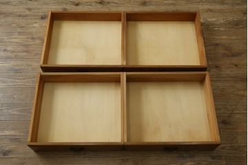 中古　美品　職人手作りオーダー家具　上品な佇まいの横浜ダニエル風チェスト　(R-080280)