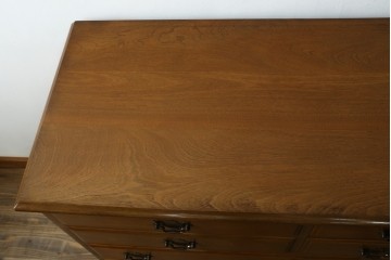 中古　美品　職人手作りオーダー家具　上品な佇まいの横浜ダニエル風チェスト　(R-080280)