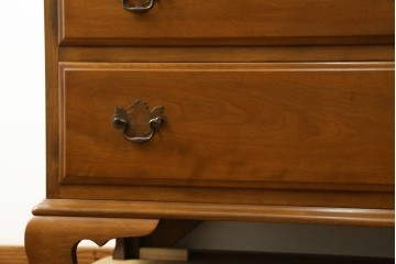 中古　美品　職人手作りオーダー家具　上品な佇まいの横浜ダニエル風チェスト　(R-080280)