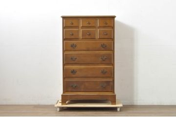 中古　職人手作りオーダー家具　クラシカルな雰囲気漂う上品なチェスト(引き出し、洋服タンス)(R-080281)