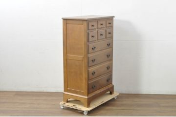 中古　職人手作りオーダー家具　クラシカルな雰囲気漂う上品なチェスト(引き出し、洋服タンス)(R-080281)