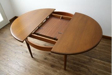 イギリスビンテージ　美品!!　G-PLAN(ジープラン)　洗練された佇まいが魅力のエクステンションテーブル(ダイニングテーブル、拡張式テーブル、食卓、2人掛け、4人掛け、6人掛け、ラウンドテーブル、ヴィンテージ、英国)(R-080285)