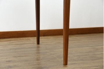 イギリスビンテージ　美品!!　G-PLAN(ジープラン)　洗練された佇まいが魅力のエクステンションテーブル(ダイニングテーブル、拡張式テーブル、食卓、2人掛け、4人掛け、6人掛け、ラウンドテーブル、ヴィンテージ、英国)(R-080285)