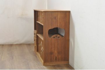 和製アンティーク　上手物!!　素朴だが作りの良いラデン漆絵の総桐茶棚(茶箪笥、飾り棚、収納棚、戸棚、引き出し)(R-080296)