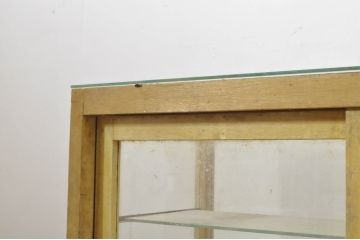 和製アンティーク　昭和レトロな横長ガラスケース(Gケース、ショーケース、飾り棚、陳列棚、店舗什器)(R-080301)