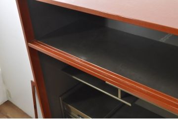 中古　超美品!!　特注!!　最上物!!　内部まで漆塗り　朱塗　布目塗り　漆の味のある風合いが目を引く茶タンス(茶箪笥、茶棚、飾り棚、収納棚、戸棚、引き出し)(製作費約300万円)(R-080306)