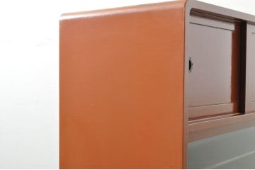 中古　超美品!!　特注!!　最上物!!　内部まで漆塗り　朱塗　布目塗り　漆の味のある風合いが目を引く茶タンス(茶箪笥、茶棚、飾り棚、収納棚、戸棚、引き出し)(製作費約300万円)(R-080306)