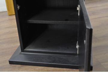 中古　ブランド家具　特注　オーダー品　天板極厚　タモ材　無垢　ブラックとナチュラルカラーのコントラストが素敵な組み立て式収納付きの特大テーブル(ダイニングテーブル、4人掛け、6人掛け、作業台、食卓、店舗什器)(定価約70万円)(R-080307)