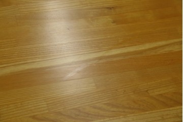 中古　ブランド家具　特注　オーダー品　天板極厚　タモ材　無垢　ブラックとナチュラルカラーのコントラストが素敵な組み立て式収納付きの特大テーブル　定価約70万円相当　(R-080307)