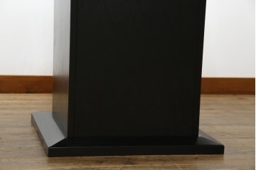 中古　ブランド家具　特注　オーダー品　天板極厚　タモ材　無垢　ブラックとナチュラルカラーのコントラストが素敵な組み立て式収納付きの特大テーブル　定価約70万円相当　(R-080307)