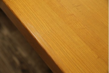 中古　ブランド家具　特注　オーダー品　天板極厚　タモ材　無垢　ブラックとナチュラルカラーのコントラストが素敵な組み立て式収納付きの特大テーブル　定価約70万円相当　(R-080307)