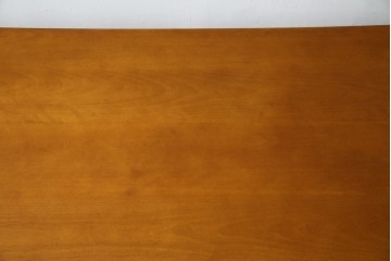中古　美品　横浜クラシック家具　ダニエル(daniel)　品のあるデザインが目を引くダイニングテーブル　(R-080308)