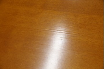 中古　美品　横浜クラシック家具　ダニエル(daniel)　品のあるデザインが目を引くダイニングテーブル　(R-080308)