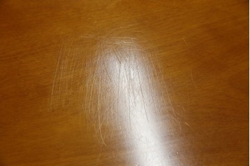 中古　美品　横浜クラシック家具　ダニエル(daniel)　品のあるデザインが目を引くダイニングテーブル　(R-080308)