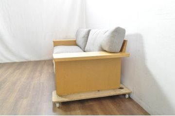 中古　CONDE HOUSE(カンディハウス)　ツイスト(TWIST)　ナチュラルテイストの空間づくりに活躍する3人掛けソファ(二人掛け、3Pソファ)(定価約36万円)(R-080311)