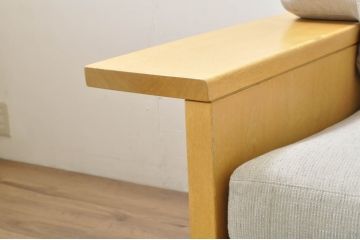 中古　CONDE HOUSE(カンディハウス)　ツイスト(TWIST)　ナチュラルテイストの空間づくりに活躍する3人掛けソファ(二人掛け、3Pソファ)(定価約36万円)(R-080311)