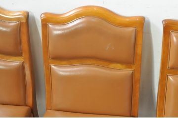 中古　横浜クラシック家具　ダニエル(daniel)　本革(レザー)　品のある佇まいが素敵なダイニングチェア5脚セット(椅子、イス、アームレスチェア、バラ売り可能)(定価1脚約25万円)(R-080314)
