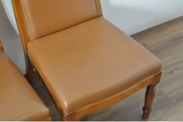 中古　横浜クラシック家具　ダニエル(daniel)　本革(レザー)　品のある佇まいが素敵なダイニングチェア5脚セット(椅子、イス、アームレスチェア、バラ売り可能)(定価1脚約25万円)(R-080314)