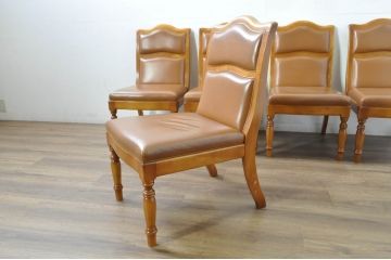 中古　横浜クラシック家具　ダニエル(daniel)　本革(レザー)　品のある佇まいが素敵なダイニングチェア5脚セット(椅子、イス、アームレスチェア、バラ売り可能)(定価1脚約25万円)(R-080314)