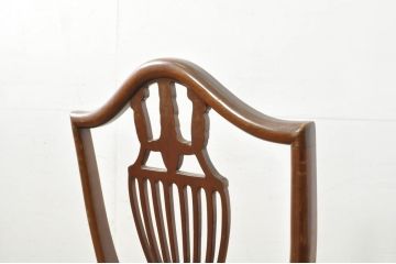 アメリカビンテージ　高級品!!　ヘップルホワイト様式　マホガニー材　凝った彫刻が魅力的なチェア4脚セット(ダイニングチェア、椅子、イス、ヴィンテージ、バラ売り可能)(R-080316)
