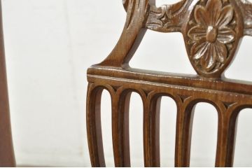 アメリカビンテージ　高級品!!　ヘップルホワイト様式　マホガニー材　凝った彫刻が魅力的なチェア4脚セット(ダイニングチェア、椅子、イス、ヴィンテージ、バラ売り可能)(R-080316)