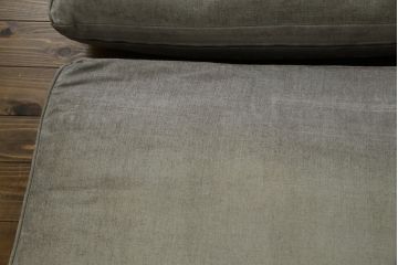 中古　ACTUS(アクタス)取扱い　eilersen(アイラーセン)　STREAMLINE(ストリームライン)　MINI SOFA(ミニソファ)　シンプルモダンな佇まいが魅力の2人掛けソファ(二人掛け、2P)(定価約484000円)(R-080322)