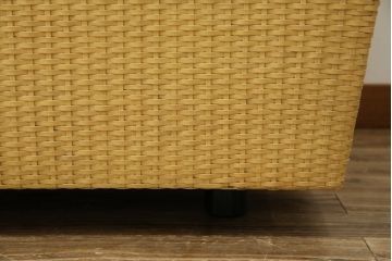 中古　美品　arflex(アルフレックス)　A・SOFA (エー・ソファ) HOLIDAYS(ホリデイズ)　本革(レザー)　水牛革を編み込んだ涼しげなデザインがおしゃれな一人掛けソファ(アームソファ、ラウンジソファ、1人掛け、1P)(定価約26万円)(R-080323)