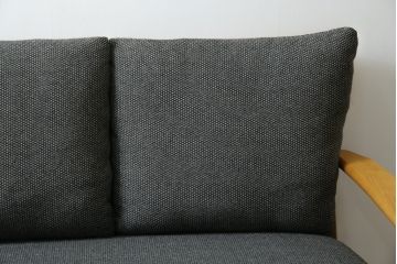中古　ブランド家具　ナガノインテリア　シンプルなデザインが取り入れやすい3人掛けソファ(三人掛け、3Pソファ)(定価約18万円)(R-080327)