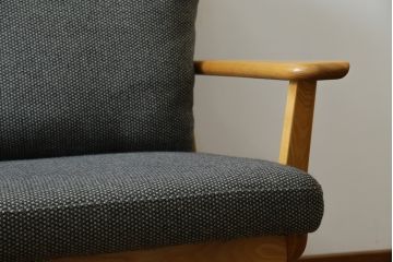 中古　ブランド家具　ナガノインテリア　シンプルなデザインが取り入れやすい3人掛けソファ(三人掛け、3Pソファ)(定価約18万円)(R-080327)