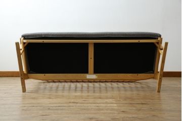中古　ブランド家具　ナガノインテリア　シンプルなデザインが取り入れやすい3人掛けソファ(三人掛け、3Pソファ)(定価約18万円)(R-080327)