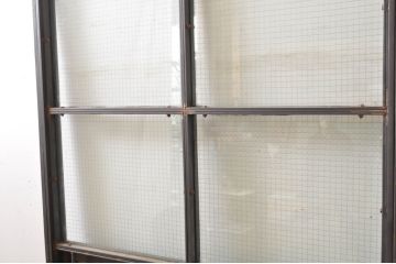 中古　手作り　オーダー品　重厚なアイアン吊り戸2枚セット(アイアンドア、玄関戸、鉄扉、引き戸、ガラス戸、建具、バラ売り可能)(R-080328)