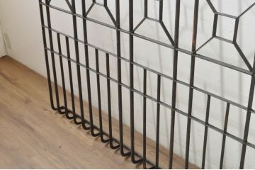 和製アンティーク　レトロな雰囲気が魅力の特大面格子(窓柵、フェンス、窓格子、建具)(R-080329)