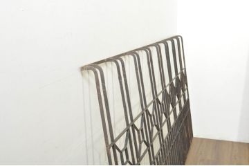 和製アンティーク　レトロな雰囲気が魅力の特大面格子(窓柵、フェンス、窓格子、建具)(R-080329)
