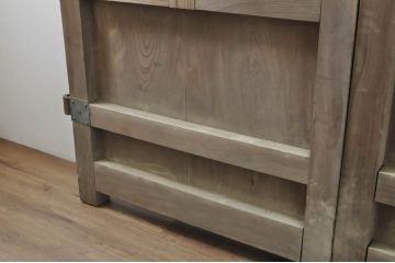 アンティーク建具　特大!!　極厚!!　総欅(ケヤキ)材　存在感のある銅金具の門扉1対2枚セット(蔵戸、玄関戸、両開きドア、木製扉)(R-080330)