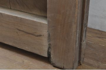 アンティーク建具　特大!!　極厚!!　総欅(ケヤキ)材　存在感のある銅金具の門扉1枚(蔵戸、玄関戸、両開きドア、木製扉)(R-080331)