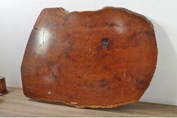 和製ビンテージ　花梨(カリン)材　荘厳な自然美を感じる一枚板の座卓(ローテーブル、センターテーブル、リビングテーブル、ヴィンテージ)(定価約290万円)(R-080333)