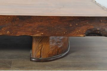 和製ビンテージ　巨大!!　極厚天板!!　総欅(ケヤキ)材　天板幅約243cm、総重量約240kgの高級材を贅沢に使った一枚板の座卓(ローテーブル、センターテーブル、リビングテーブル、ヴィンテージ)(定価約350万円)(R-080335)