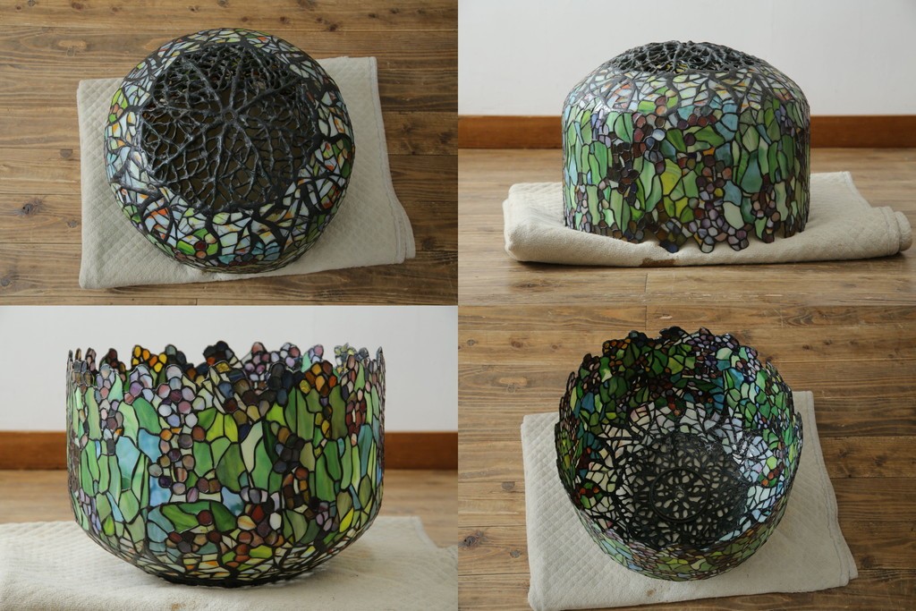 中古　ティファニースタイル　ブロンズフレーム　銅製　3灯　繊細で色鮮やかなステンドグラスのテーブルライト　定価約38万円　(R-080337)